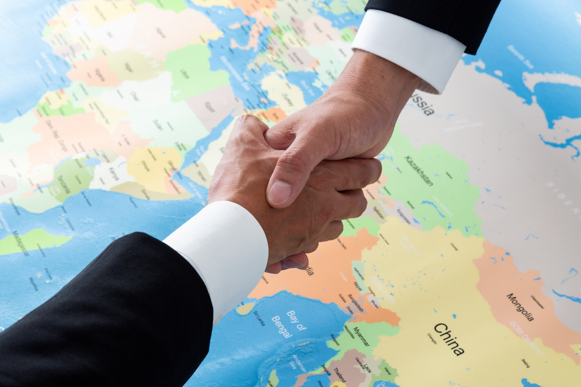 【第4回】花王の収益モデルとデジタル経営の統合──ブランド・R&D・DXをどう結び、持続的収益に変えているのか──